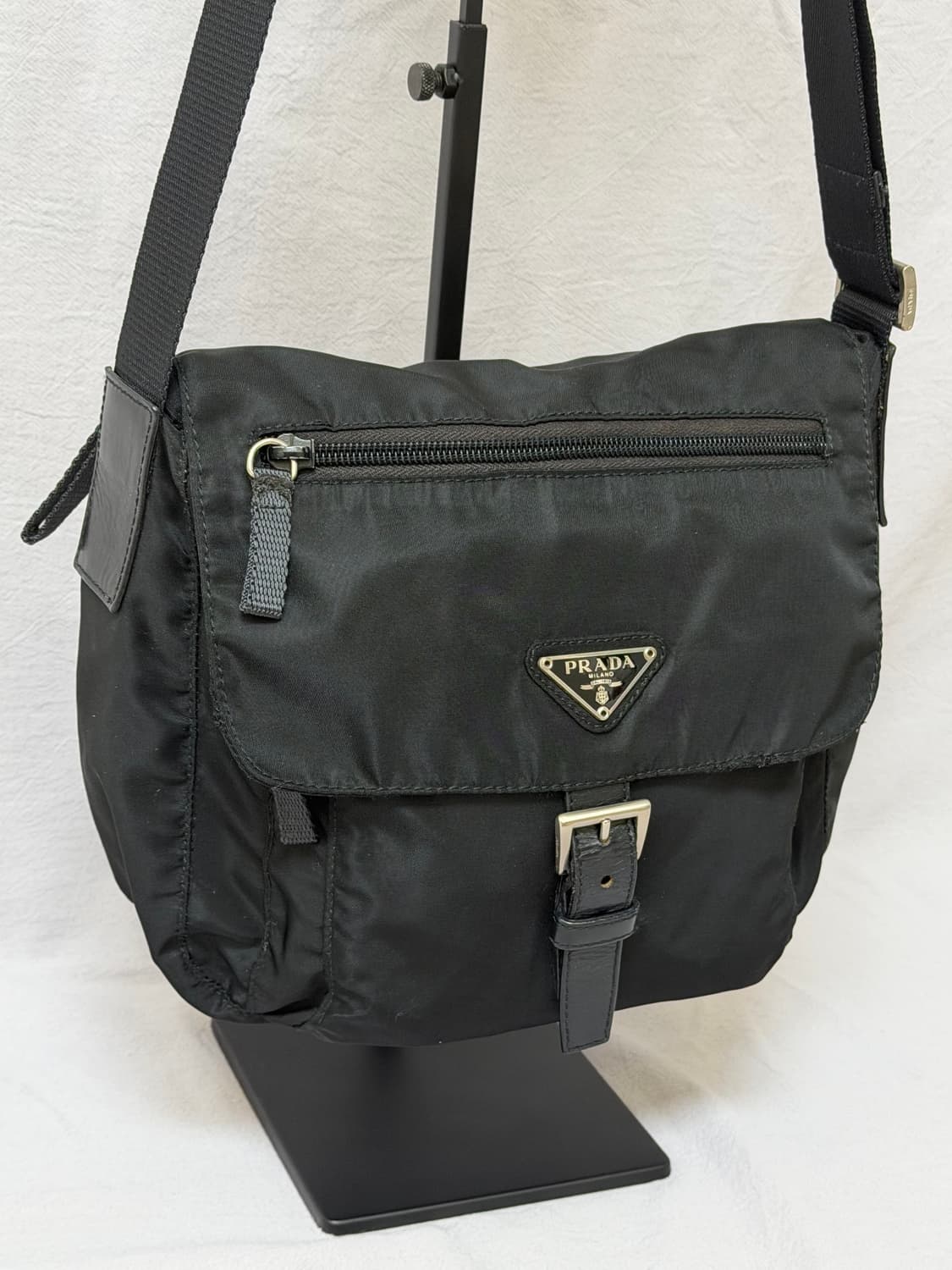 프라다 남녀공용 나일론 포코노 크로스백 주우재백 상품이미지6