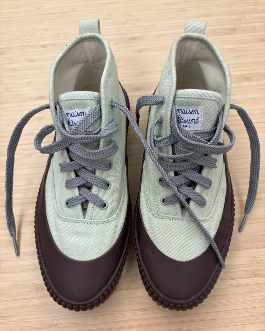 [메종키츠네] 다크브라운/민트 튜브스니커즈 상품이미지1