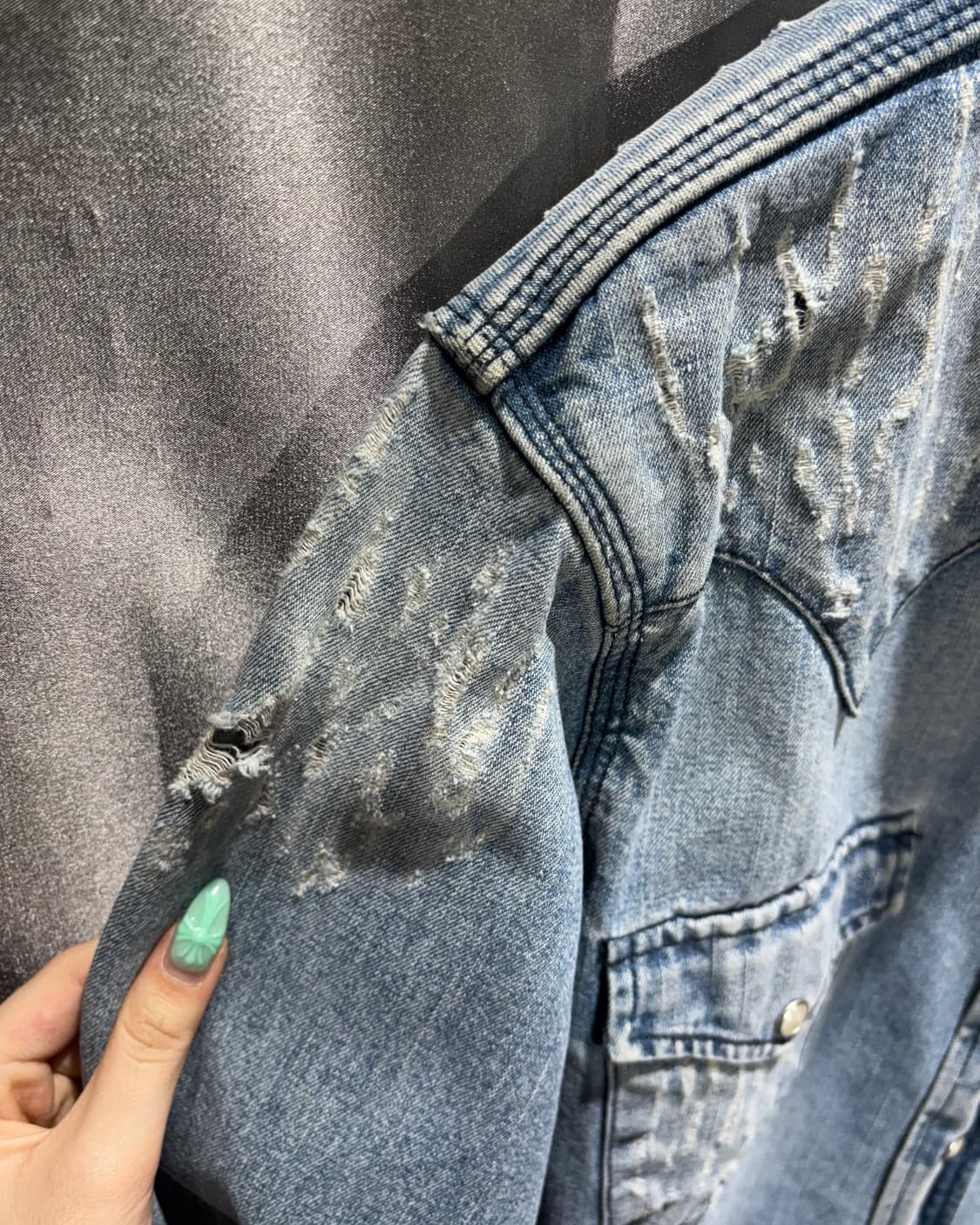 S RED Wing 레드윙 워싱 데미지 버튼 카라 데님 셔츠  상품이미지5