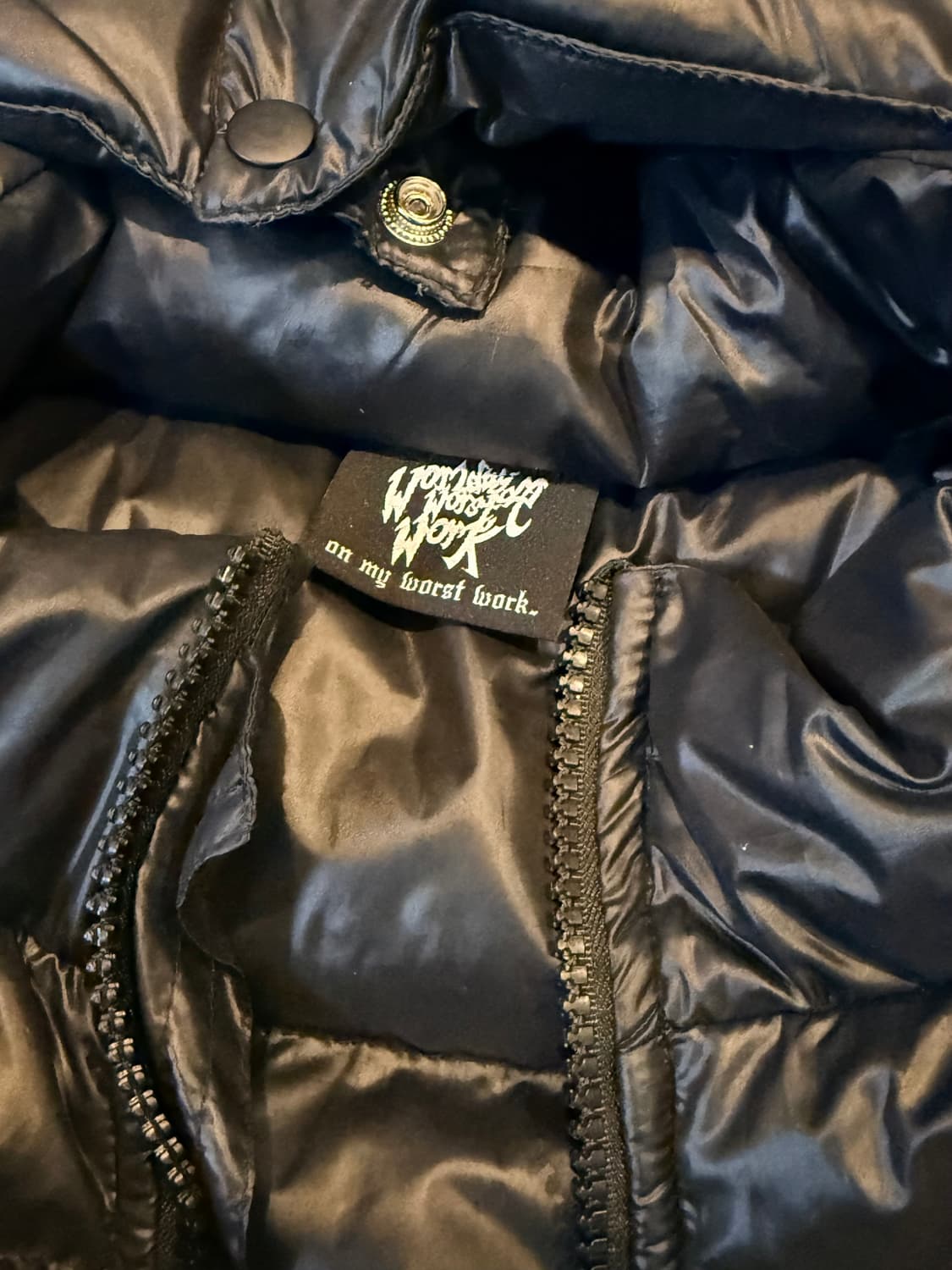 Worst work 유광 패딩 상품이미지5