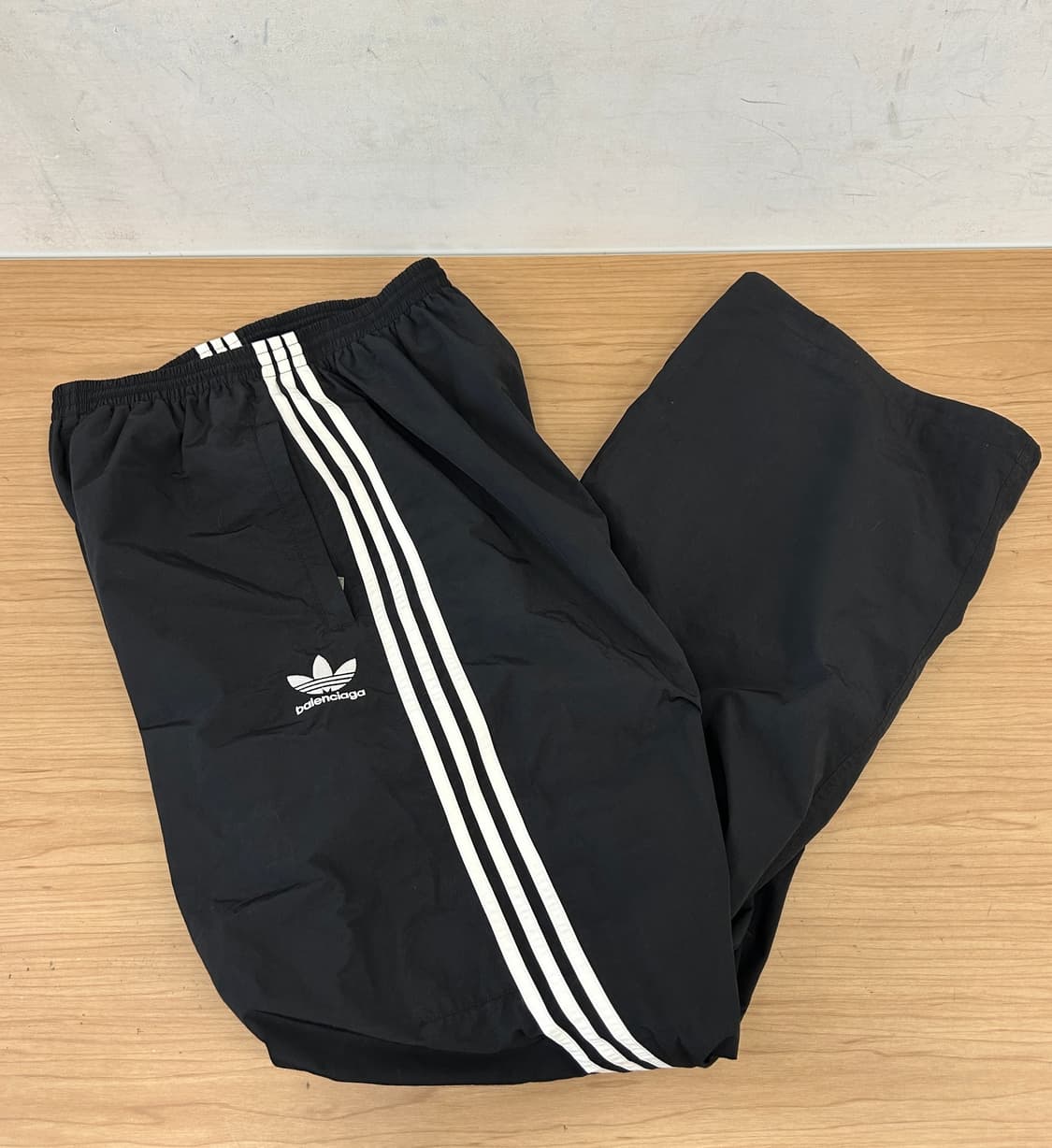 발렌시아가x아디다스 포플린 트랙 셋업 상품이미지8