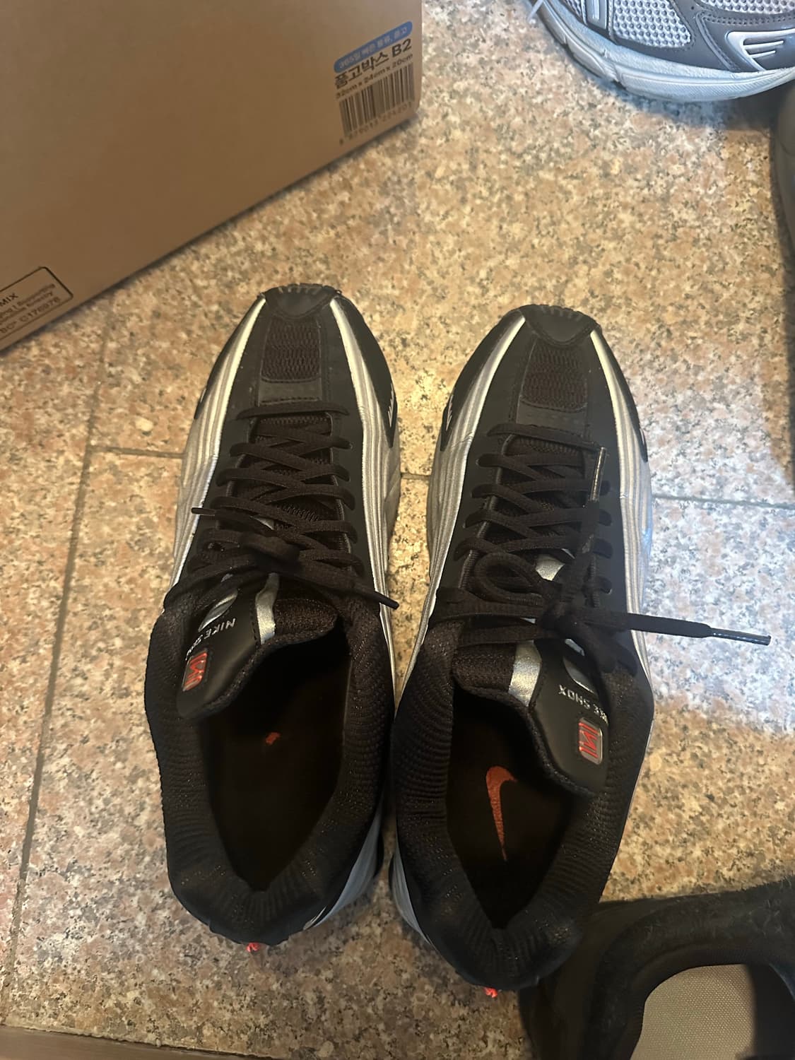 나이키 샥스 290 상품이미지1