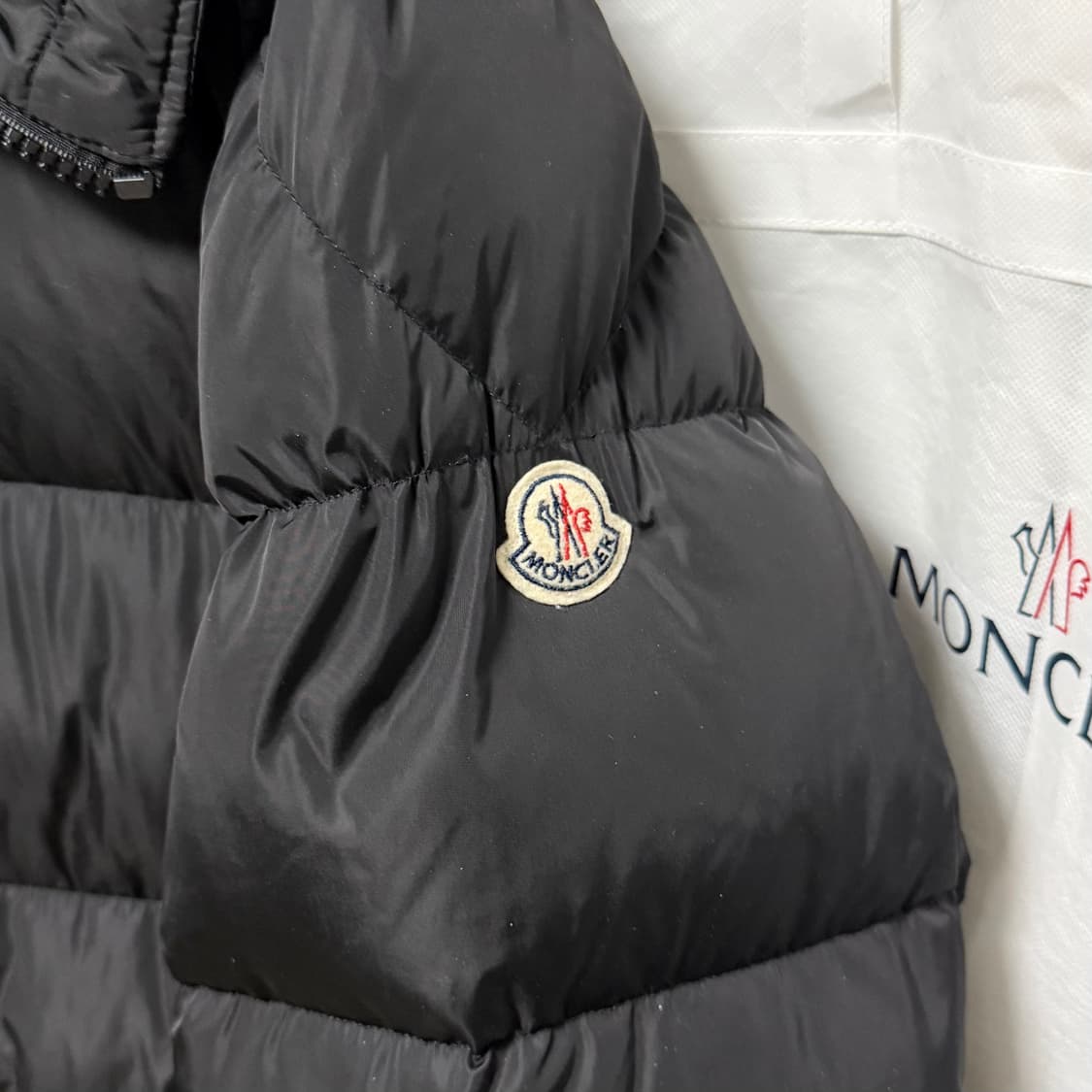 [S+급/5] 몽클레어 로익 롱 패딩 점퍼 블랙 상품이미지2