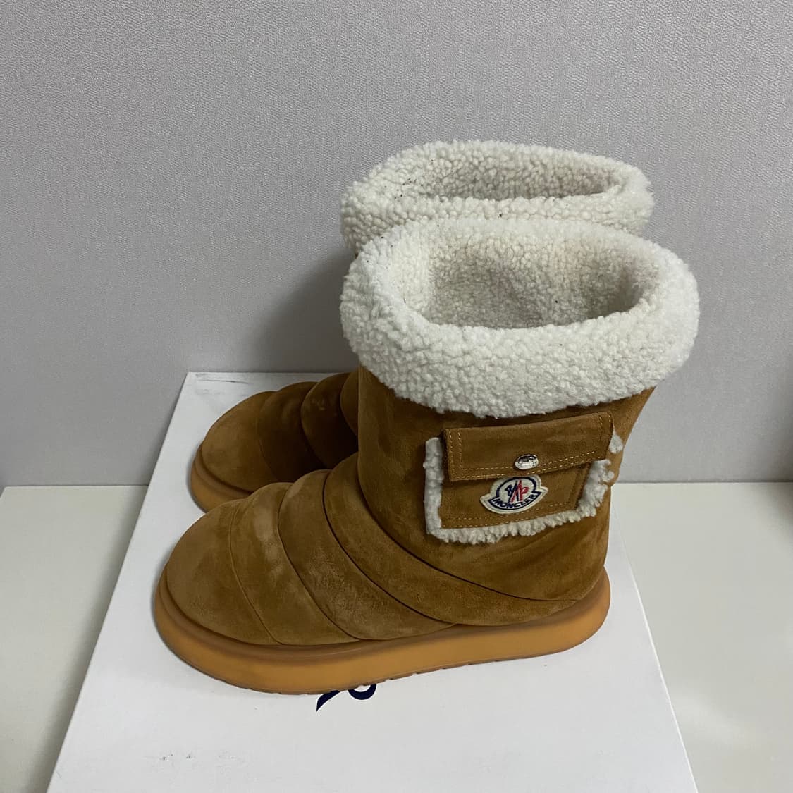 [260] 몽클레어 몽클레르 가이아 포켓 미드 부츠 상품이미지4