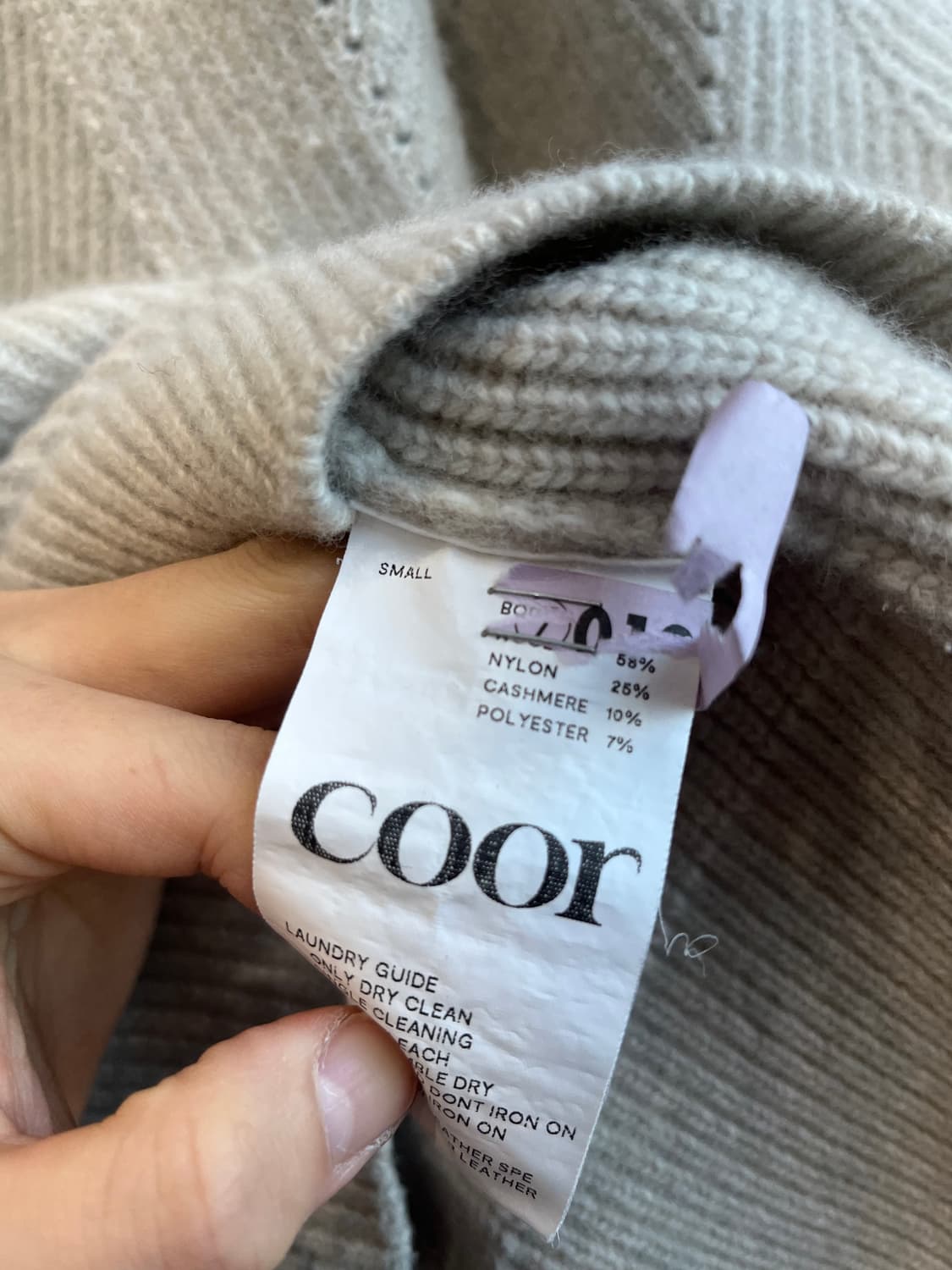 쿠어 캐시미어 블렌디드 펀칭 크루넥 니트 스웨터 S 상품이미지7