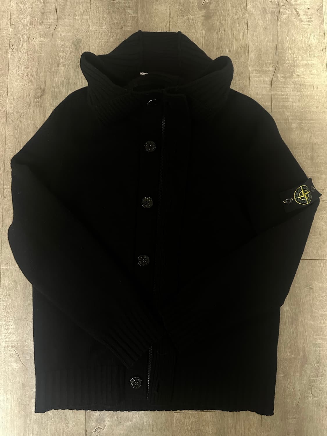 스톤아일랜드 후드 니트집업 상품이미지1