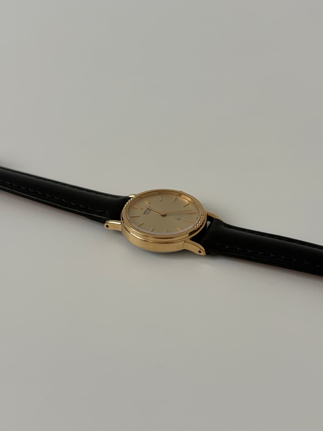 80s sunburst dial gold ladies quartz 상품이미지6