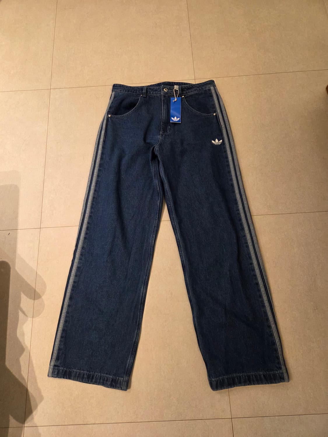 새상품_(34)아디다스 아디컬러 데님 파이어버드 팬츠 미디움 블루 데님 상품이미지2