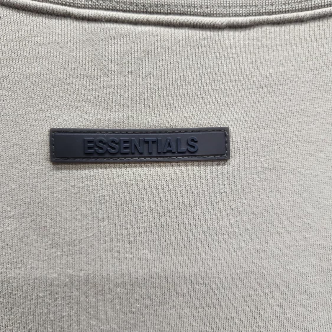 피어오브갓 에센셜 백 3d 실리콘 빅로고 스웻 맨투맨 3XL 상품이미지5