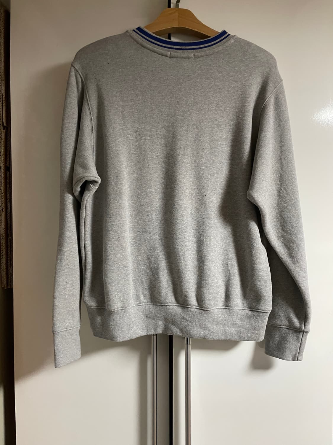 시야쥬 브이넥 맨투맨 상품이미지2