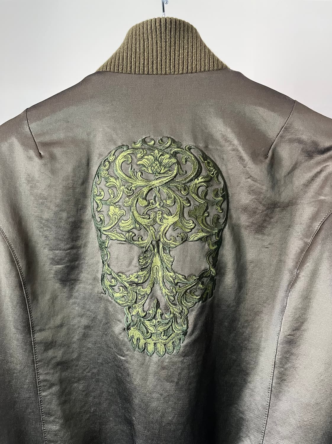 Obelisk Embroidered Flight Bomber Jacket 상품이미지6