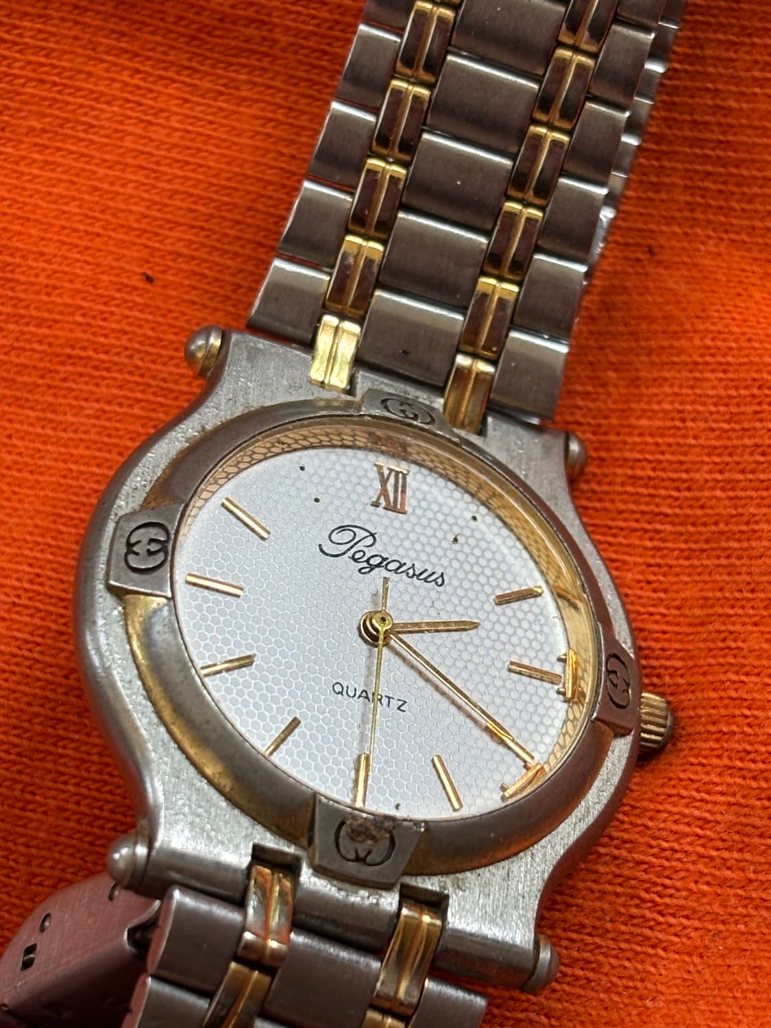vintage pegasus quartz metal watch 상품이미지3