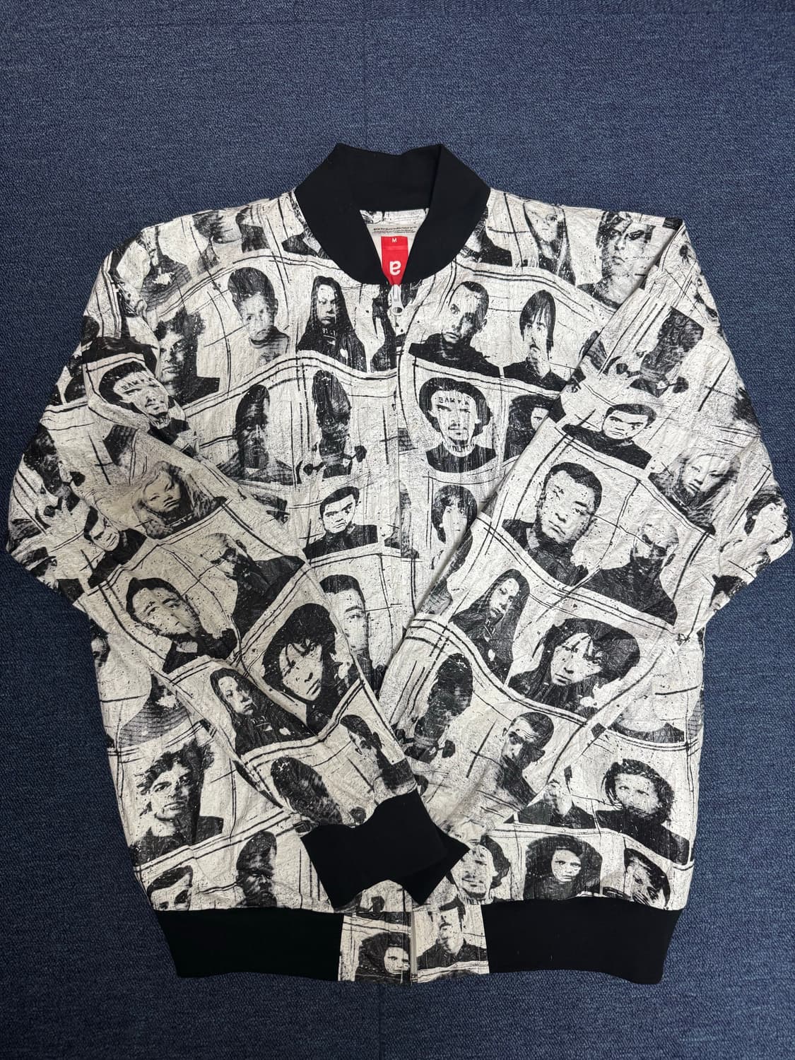 엑스트라 오디너리 페이스 점퍼 상품이미지1