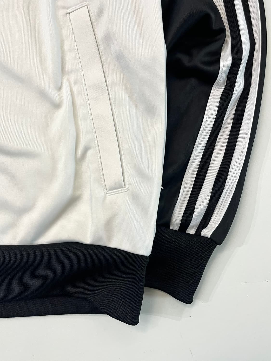 Adidas 아디다스 화이트블랙 나그랑 니고베어 트랙탑 상품이미지6