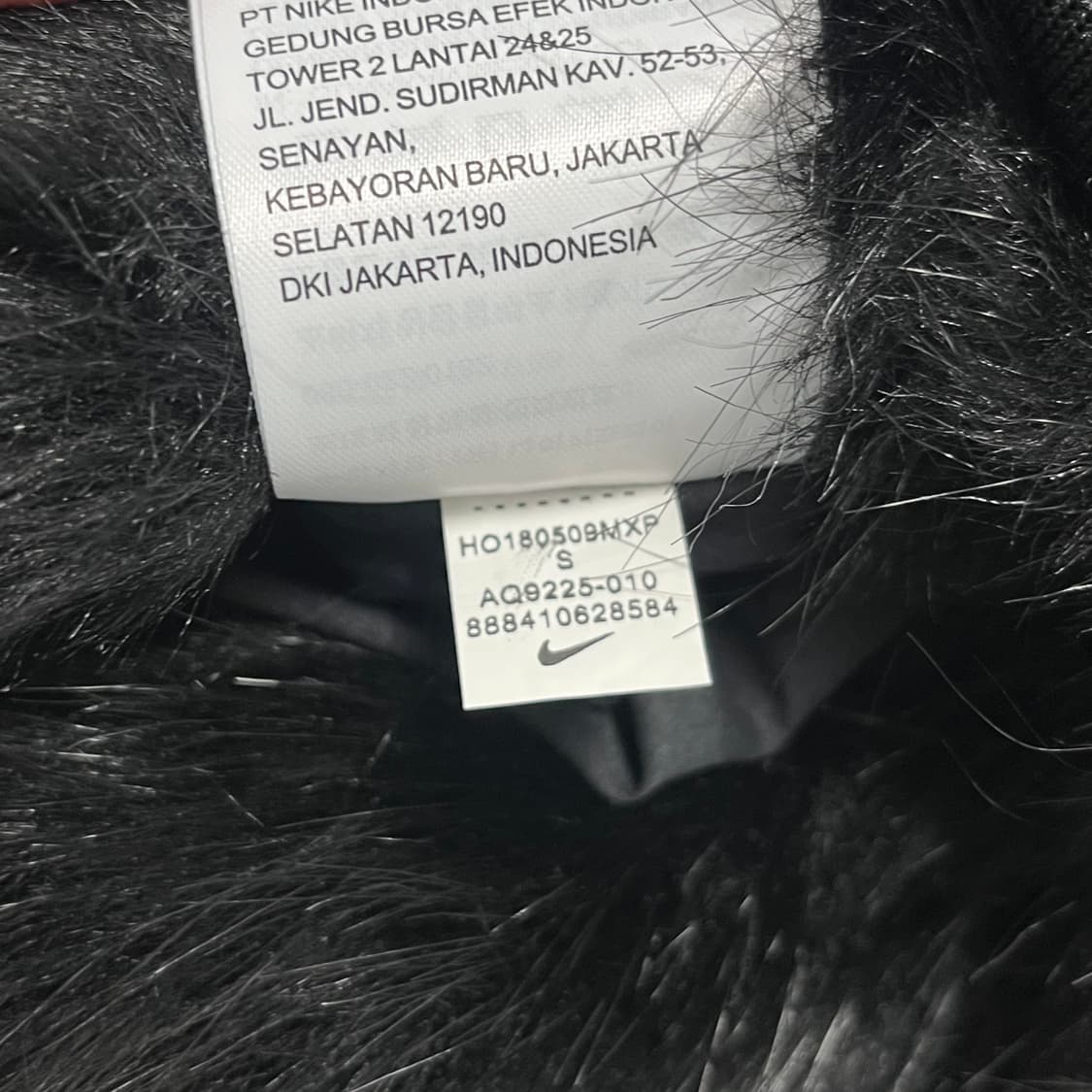 [남여공용] 나이키 X 엠부쉬 리버시블 블랙 퍼자켓 상품이미지9