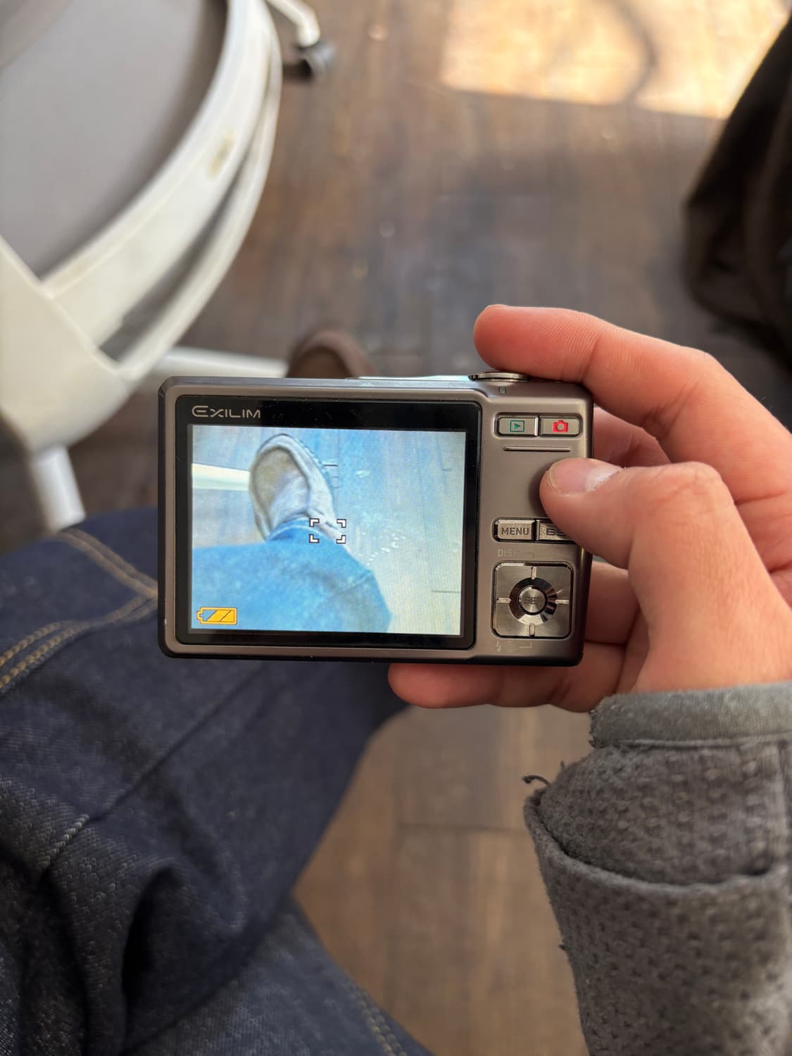 카시오 엑실림 ex z700 디지털카메라 상품이미지3