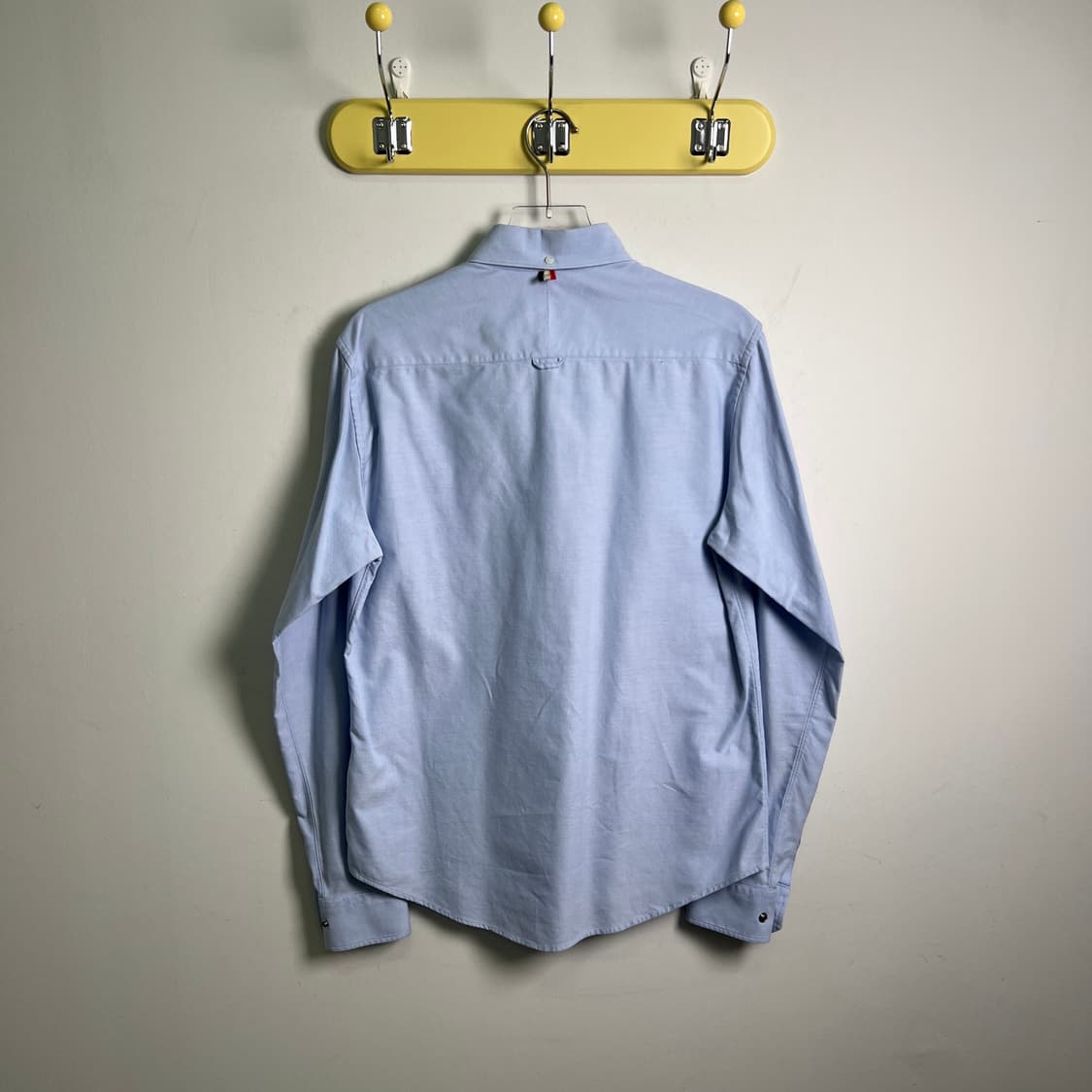 몽클레어 라이트 블루 버튼다운 칼라 풀오버 셔츠 M 상품이미지2