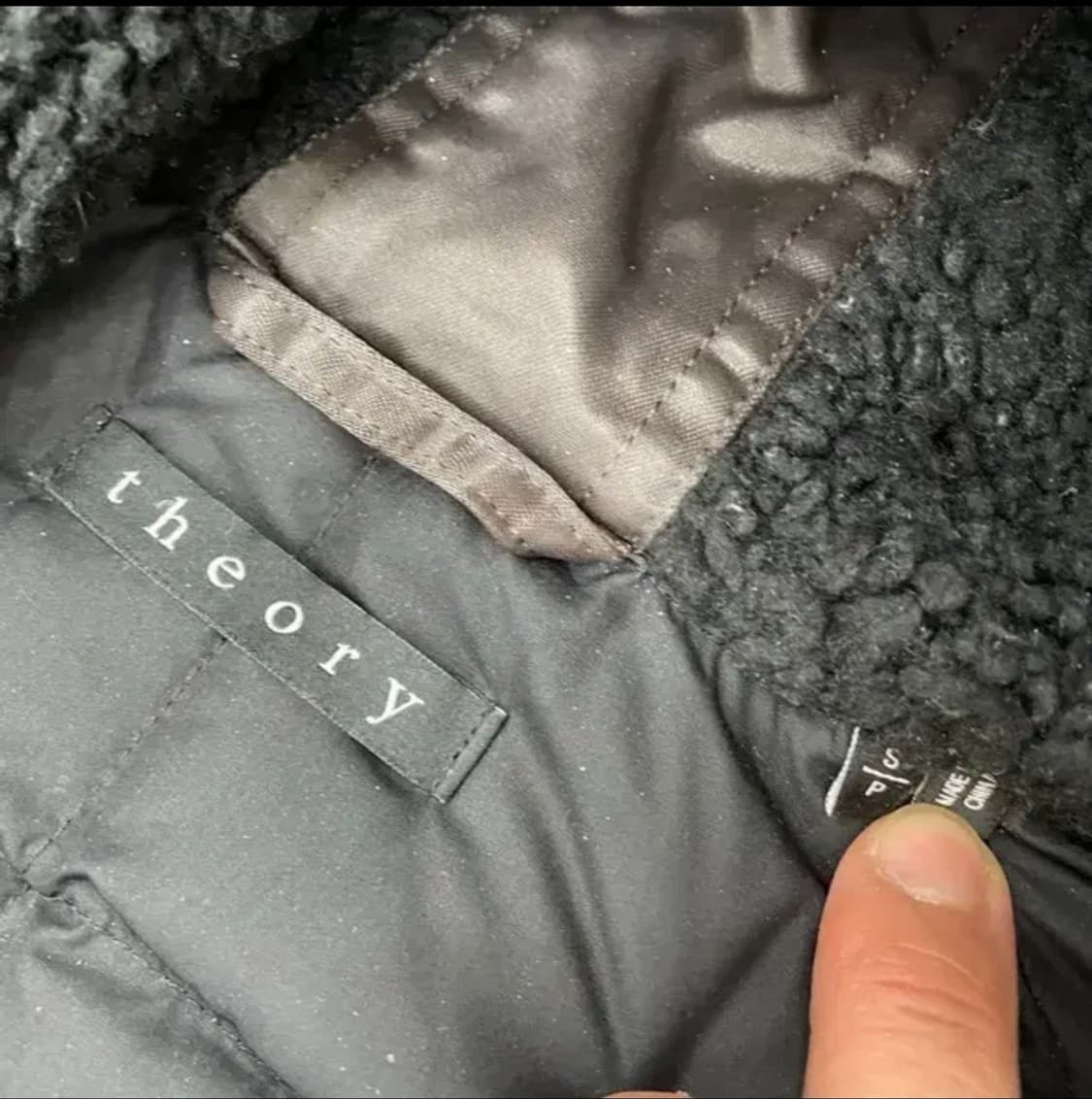 띠어리 시어링 무스팅패딩/몽클레어 스톤 옴므 우영미 준지 프라다 톰포드 상품이미지2