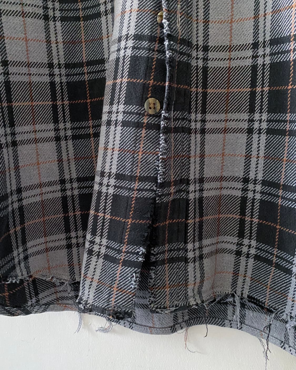 90s 빈티지 디스트로이드 체크 플란넬 셔츠 상품이미지6