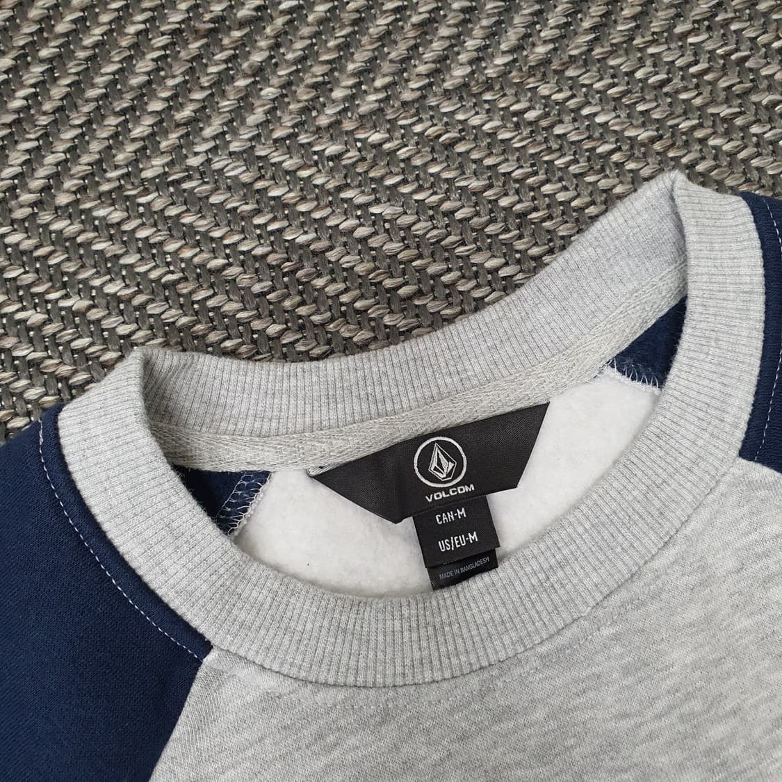 볼컴 기모 맨투맨 난자105 상품이미지2