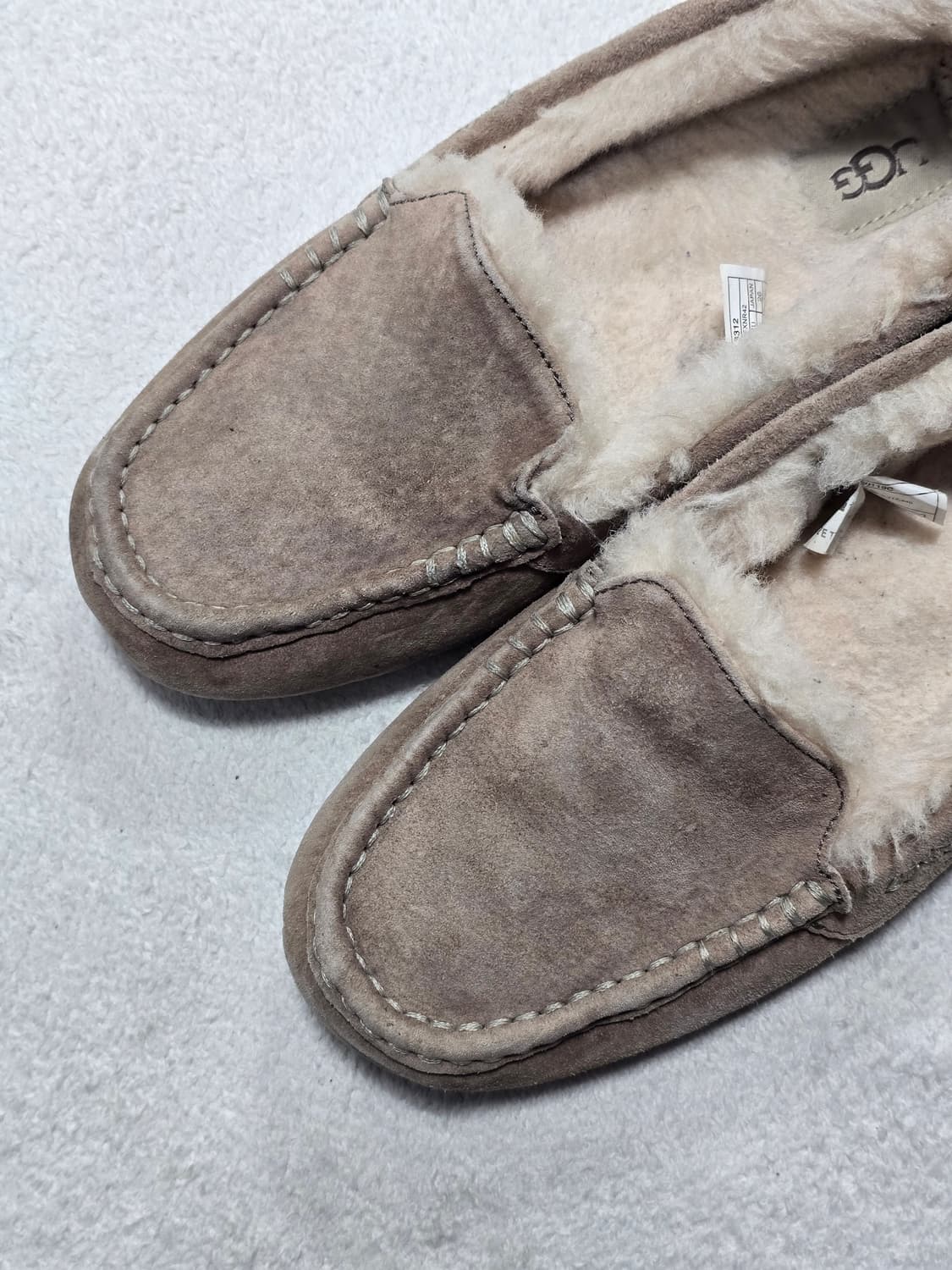 UGG 어그 모카신 슬리퍼 스웨이드 260 상품이미지1