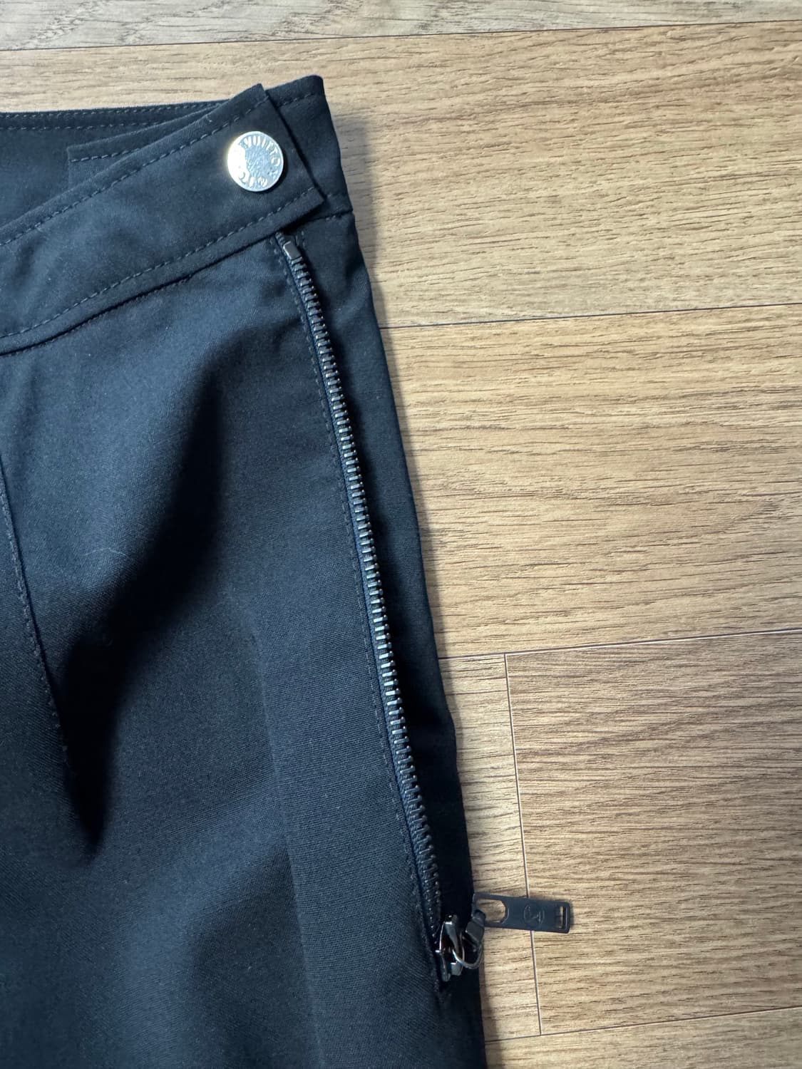 [Louis Vuitton] 루이비통 블랙 바지 사이즈 40 상품이미지4