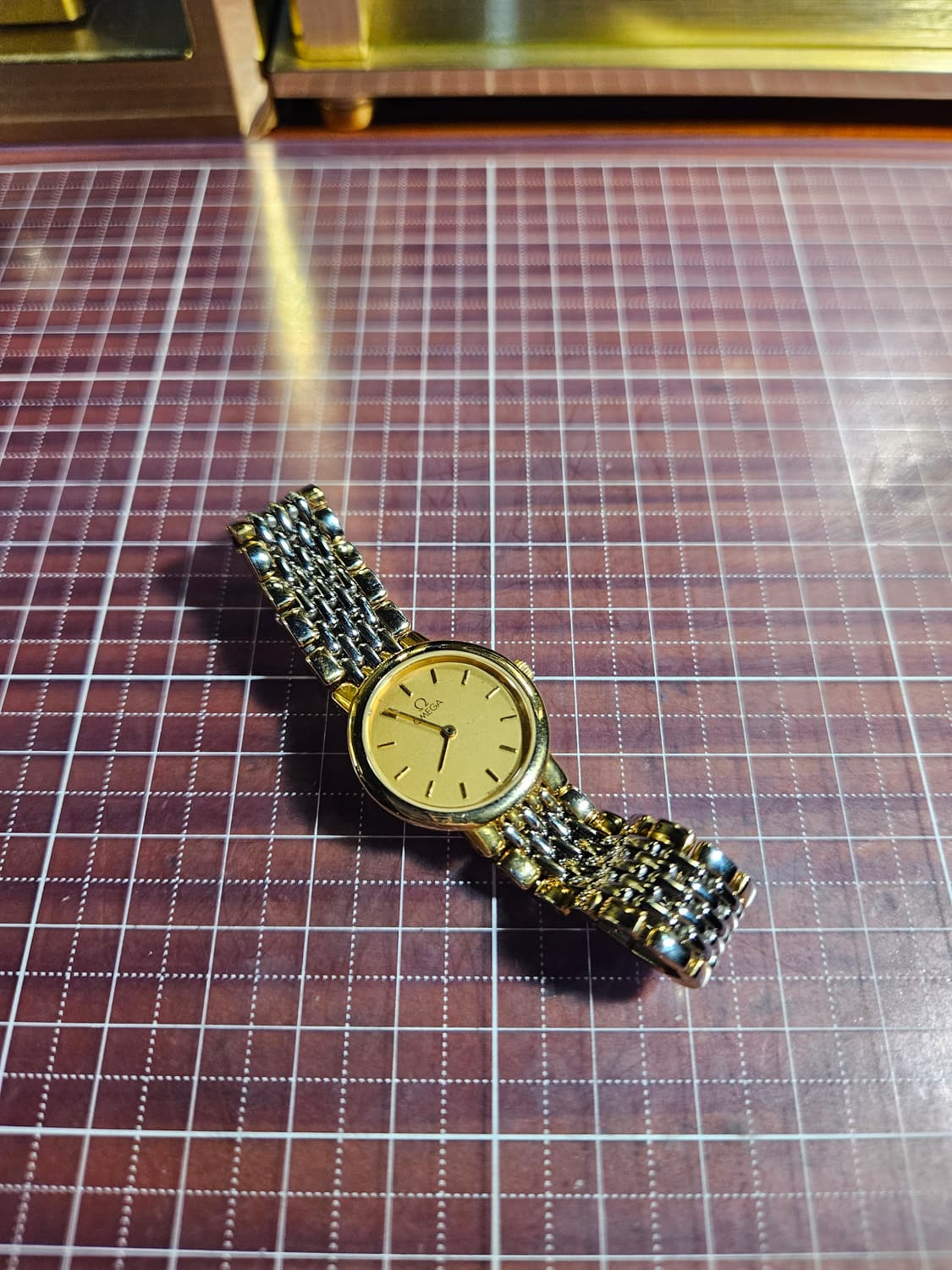 오메가 빈티지 동전시계 콤비 쿼츠 여성 시계 상품이미지6