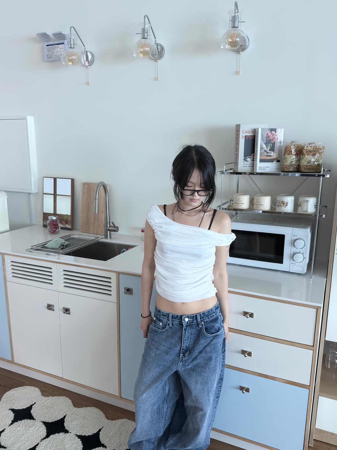 리버시블 셔링 오프숄더 티셔츠 블라우스 화이트 상품이미지2