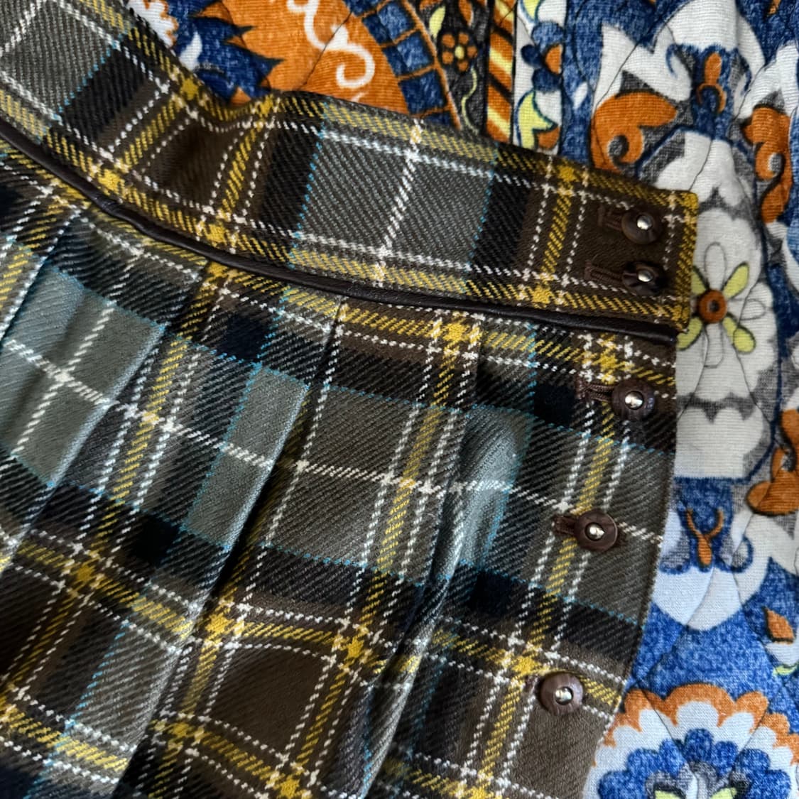 빈티지 사이드 버튼 디테일 타탄체크 플리츠 롱 스커트 치마 상품이미지3