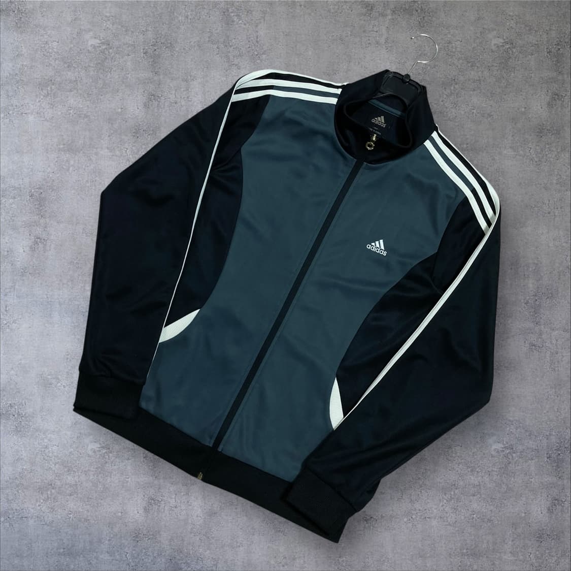 아디다스 스몰 로고 사이드 라인 믹스 컬러 트랙탑 상품이미지1