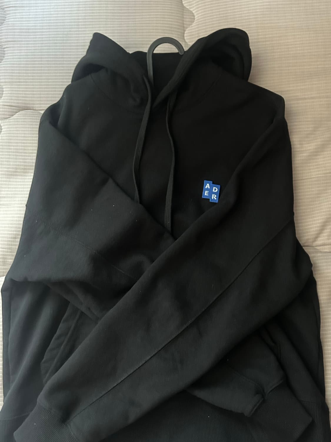 아더에러 후드티 상품이미지1