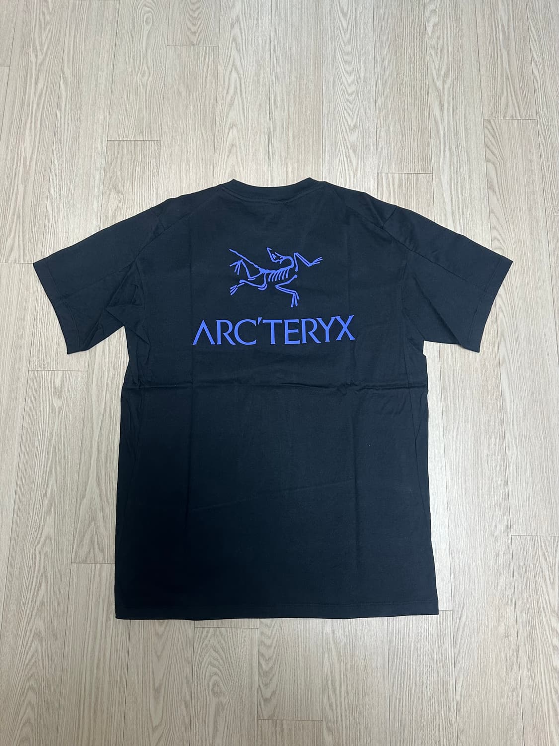 아크테릭스 티셔츠 상품이미지1