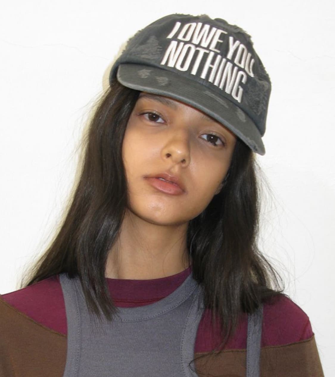 파르티멘토우먼 텍스트 데미지 볼캡 상품이미지1