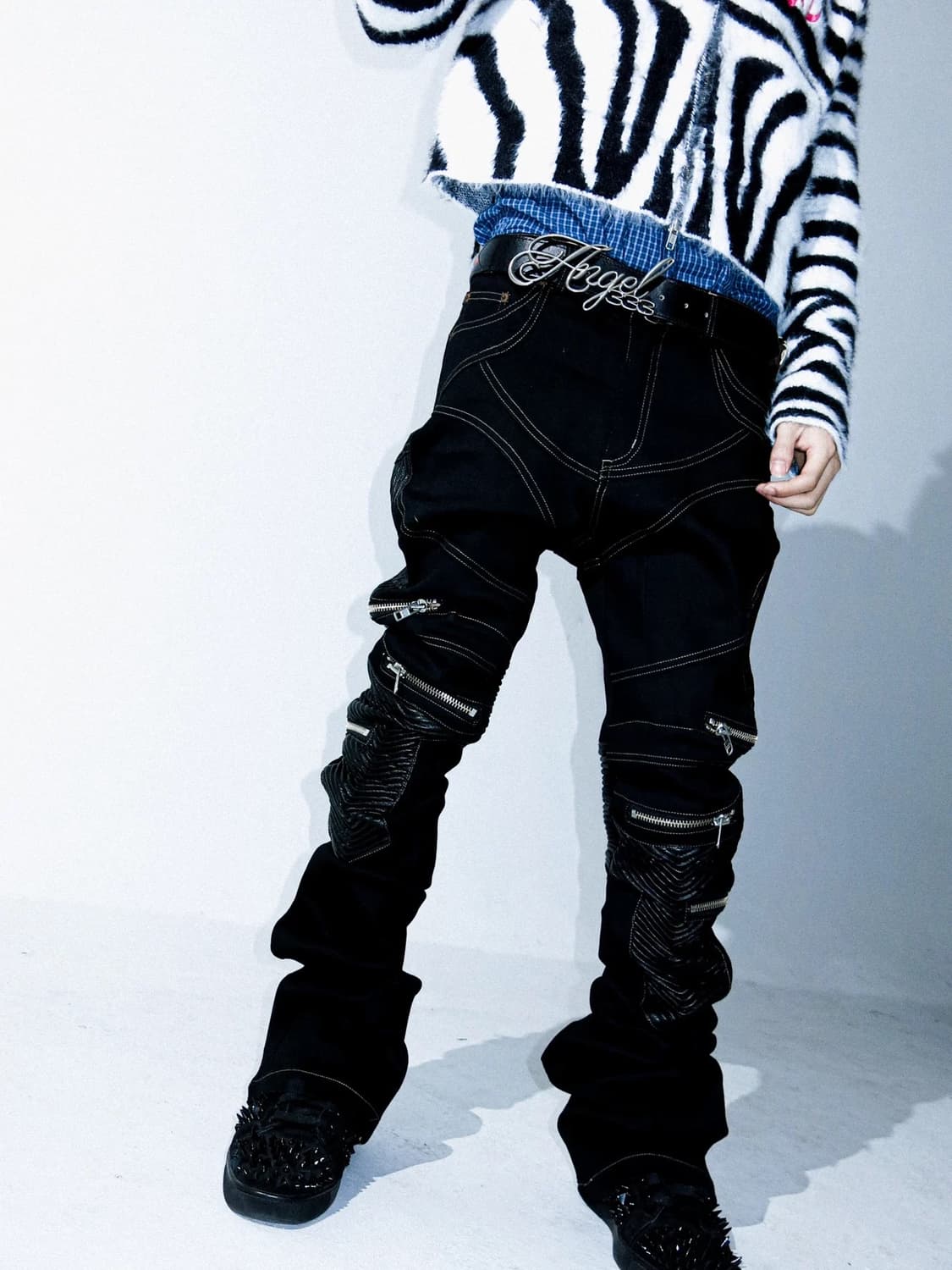 지퍼 디테일 바이커 팬츠 상품이미지1