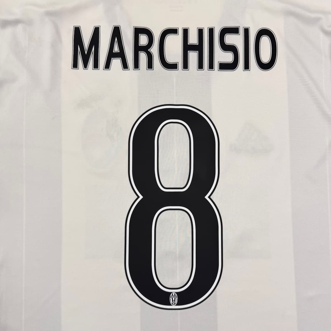 16-17 유벤투스 홈 마르키시오 유니폼 상품이미지2