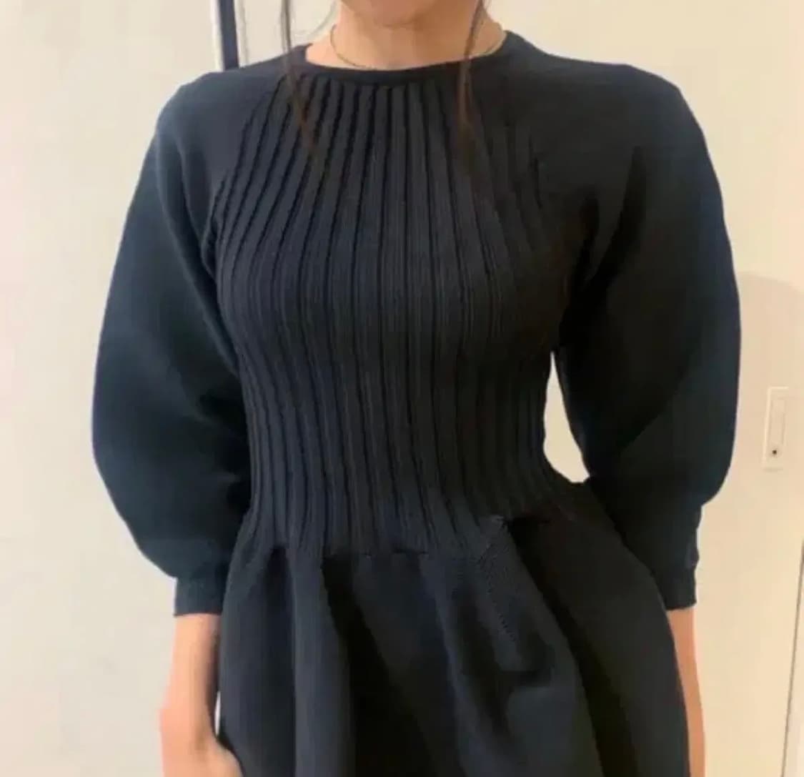 CFCL 포터리 퍼프 슬리브 플레어 탑 상품이미지6