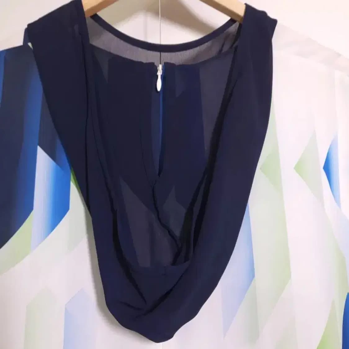 구호(KUHO) 기하학 패턴 후드 시폰 원피스 66 상품이미지4