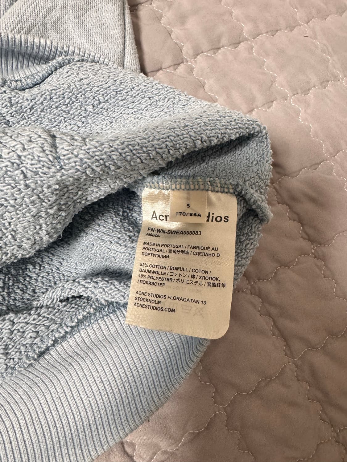 아크네 스튜디오 리버스 라벨 후드 S 파우더 블루 상품이미지5