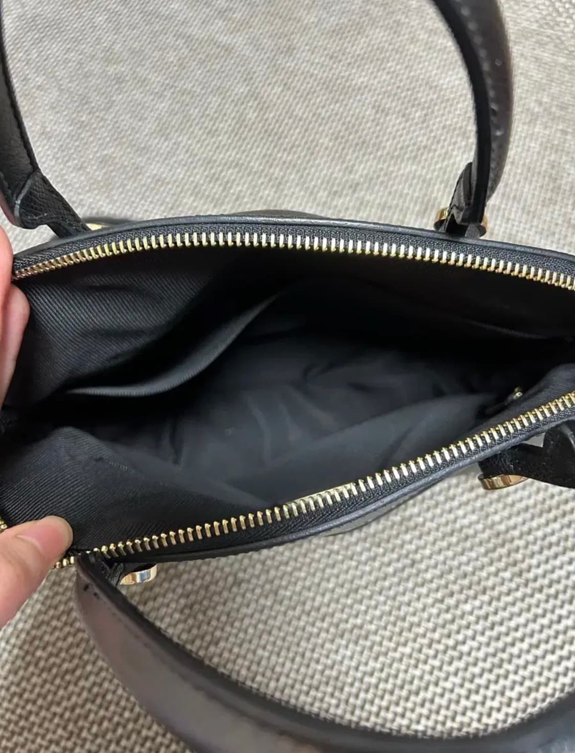 Furla 훌라 가방 블랙 상품이미지2