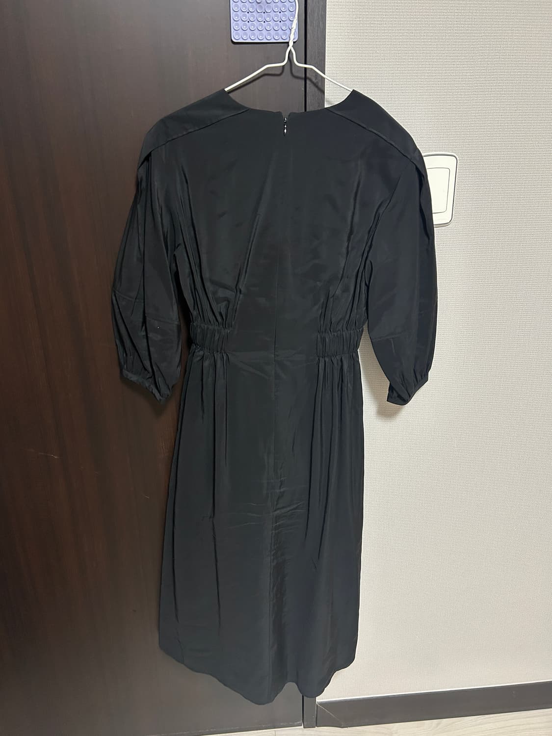 COS 브이넥 원피스 상품이미지3