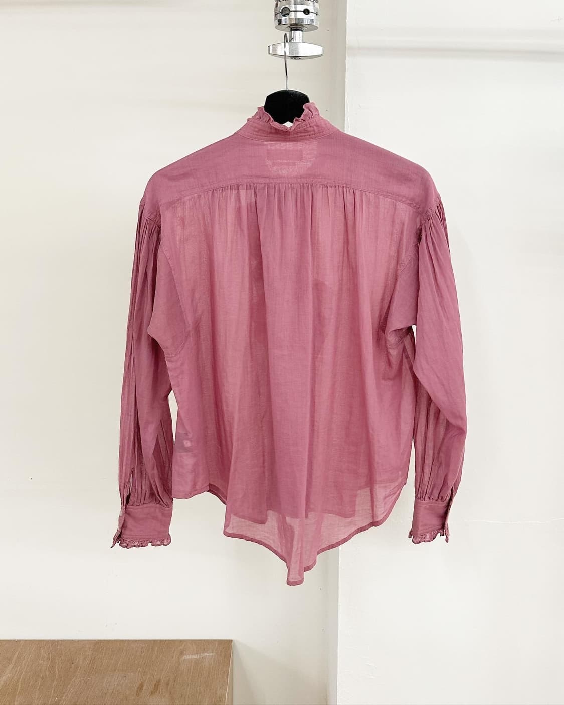 이자벨마랑 핑크 프릴 코튼 셔츠 상품이미지7