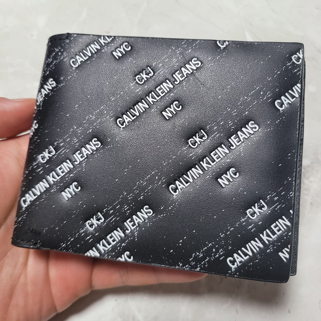 정품 캘빈클라인 진 블랙 반지갑 CKJ 로고 상품이미지2