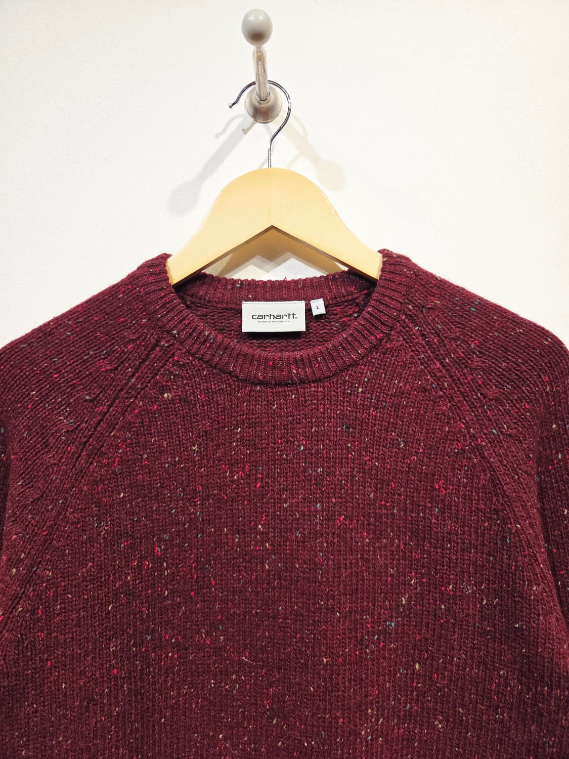 칼하트 WIP 앵글리스틱 스웨터 니트 버건디 상품이미지3