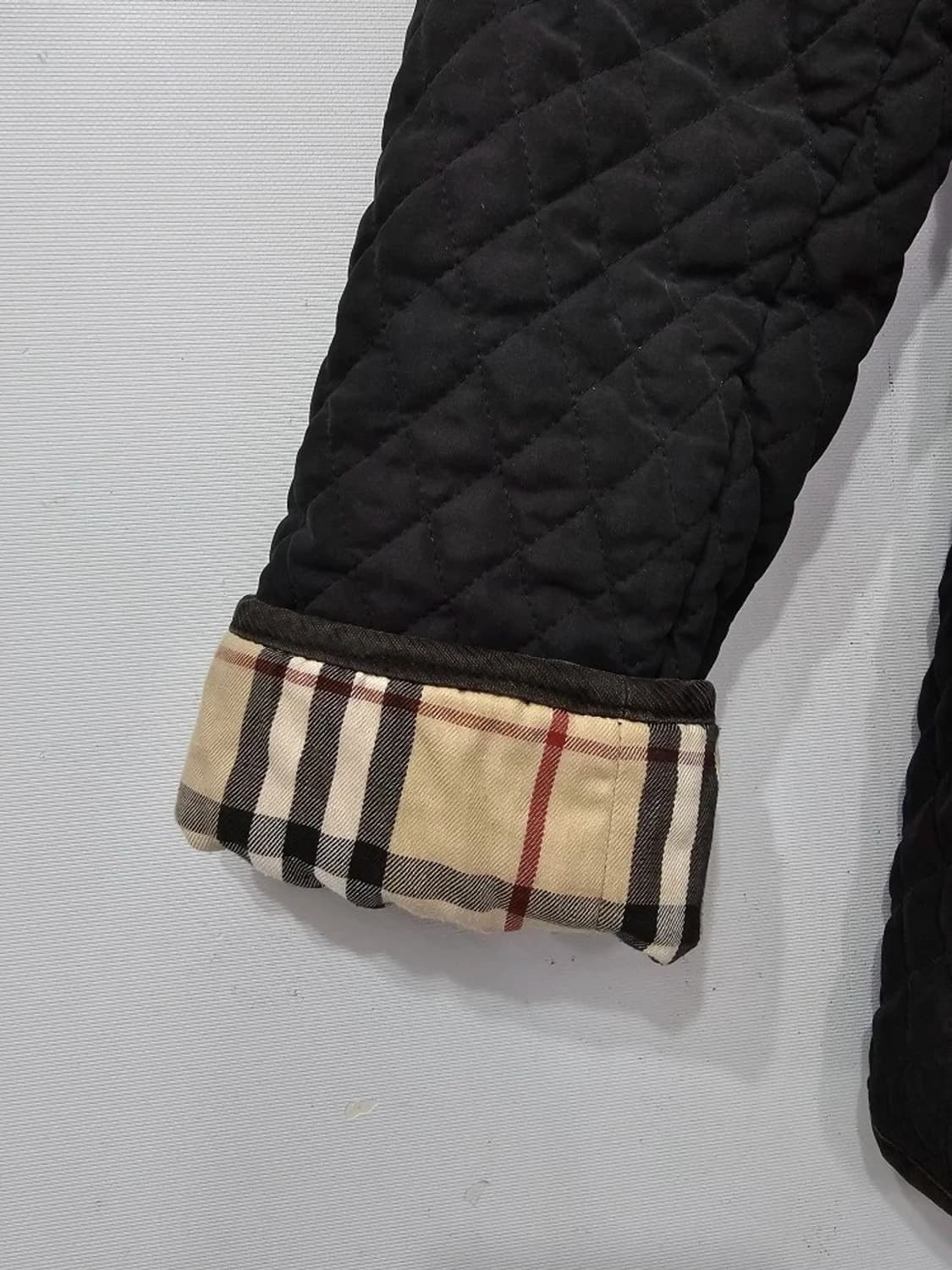 정품 버버리 킬로리 퀼팅 자켓 블랙 66 상품이미지6