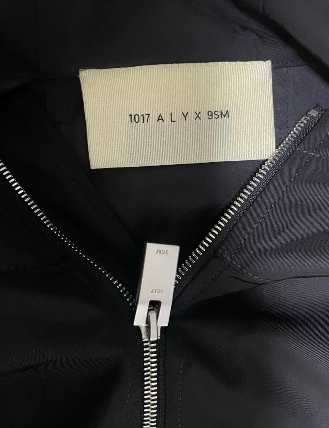 알릭스 버클 윈드브레이커 바람막이 자켓  상품이미지3