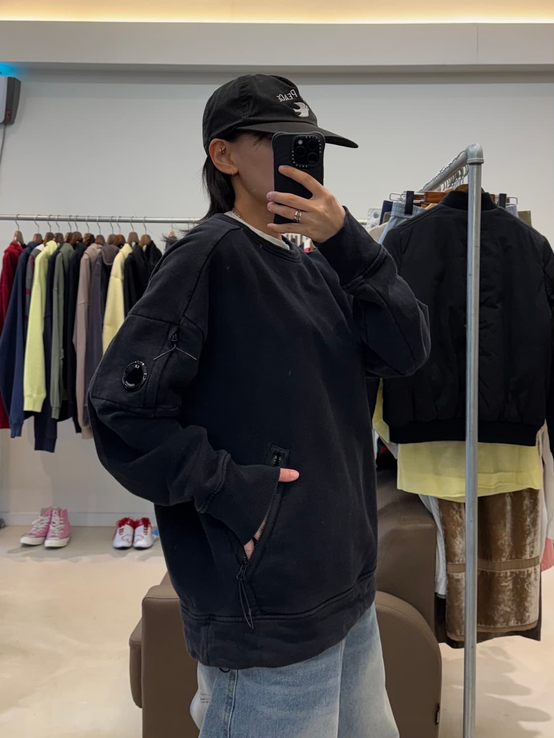 C.P. 컴퍼니 렌즈 포켓 맨투맨 상품이미지4