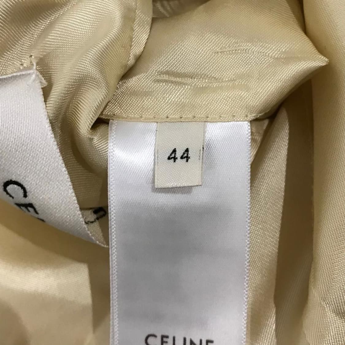 [박보검님 착용] 셀린느 22AW 피크드 라펠 바닐라 자켓 상품이미지5