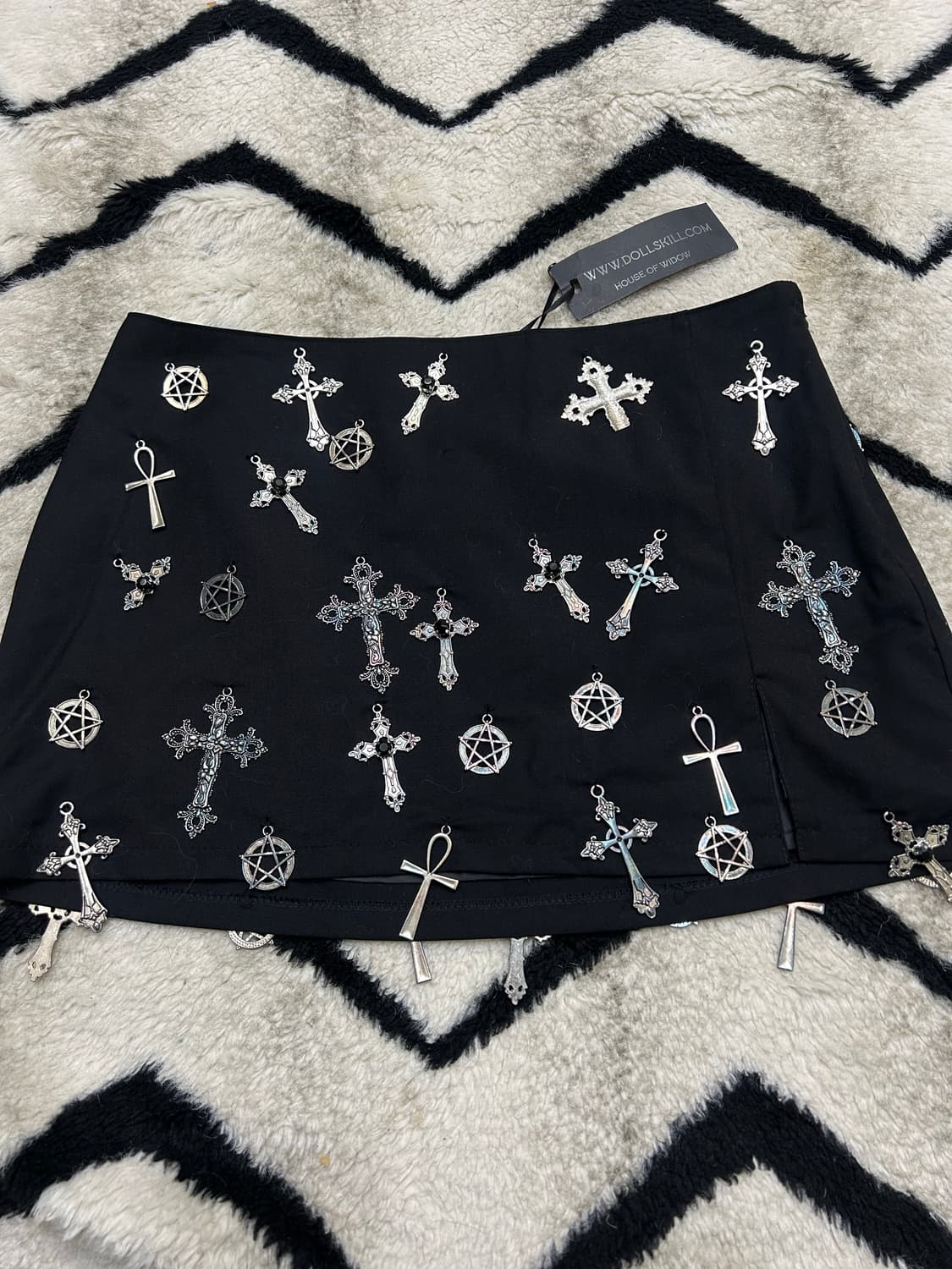 [S]Dolls Kill 심자가 팬던트 트임 미니스커트 상품이미지3