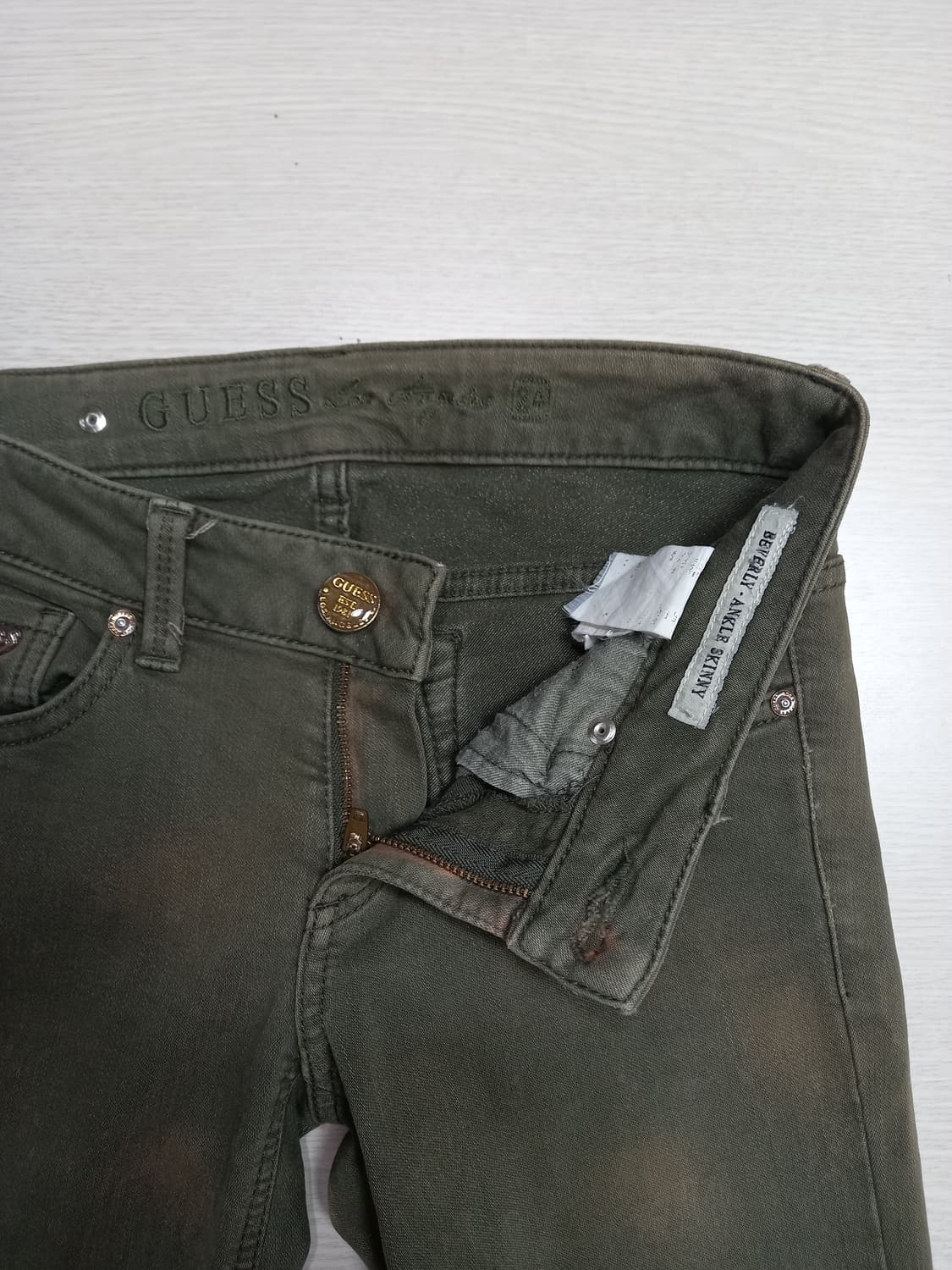 25 GUESS Berverly Ankle 스판스키니 카키 25-304 상품이미지7