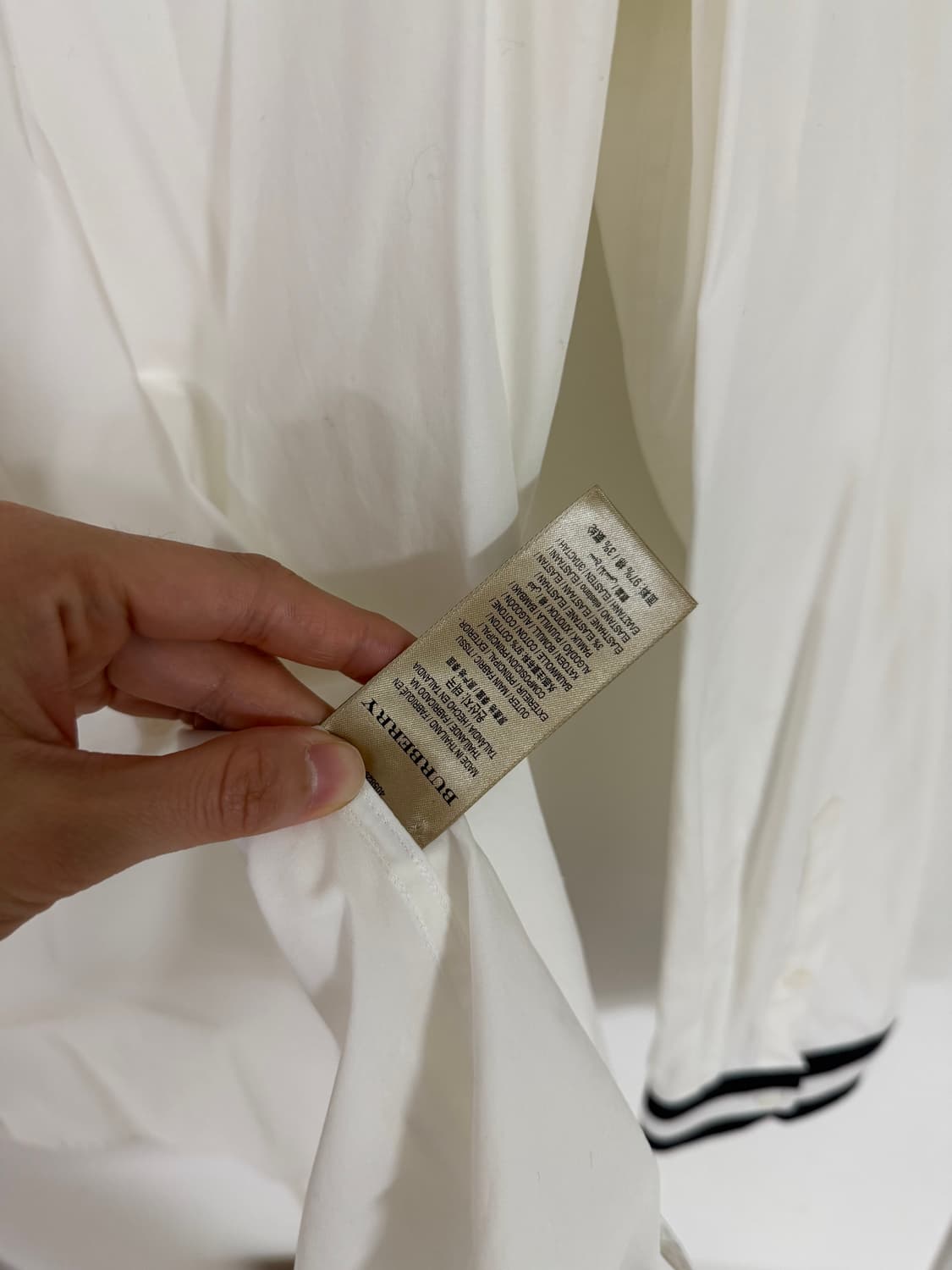 버버리 정품 (BURBERRY) 스트라이프 커프스 화이트 셔츠 XL 상품이미지5
